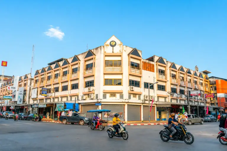 Street scene in Surat Thani city